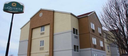 La Quinta Inn & Suites Emporia Exterior