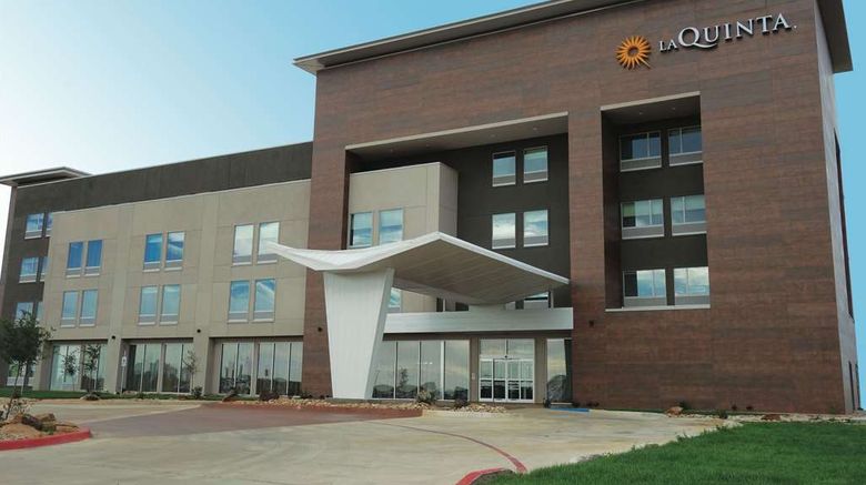 <b>La Quinta Inn & Suites Amarillo Mid City Exterior</b>. Images powered by <a href="https://iceportal.shijigroup.com/" title="IcePortal" target="_blank">IcePortal</a>.