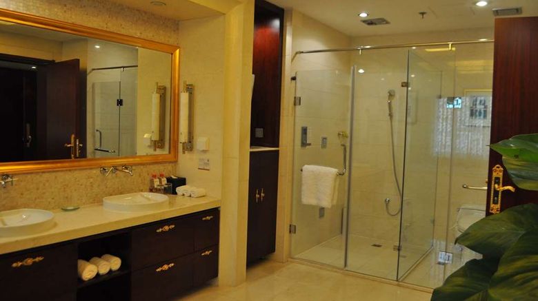 <b>Ramada Plaza Shenyang Citycenter Room</b>. Images powered by <a href="https://iceportal.shijigroup.com/" title="IcePortal" target="_blank">IcePortal</a>.