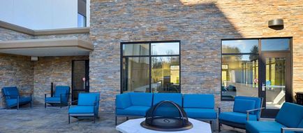 Hampton Inn/Suites Albany-East Greenbush Exterior
