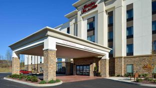 Hampton Inn/Suites Albany-East Greenbush