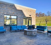 Hampton Inn/Suites Albany-East Greenbush Exterior