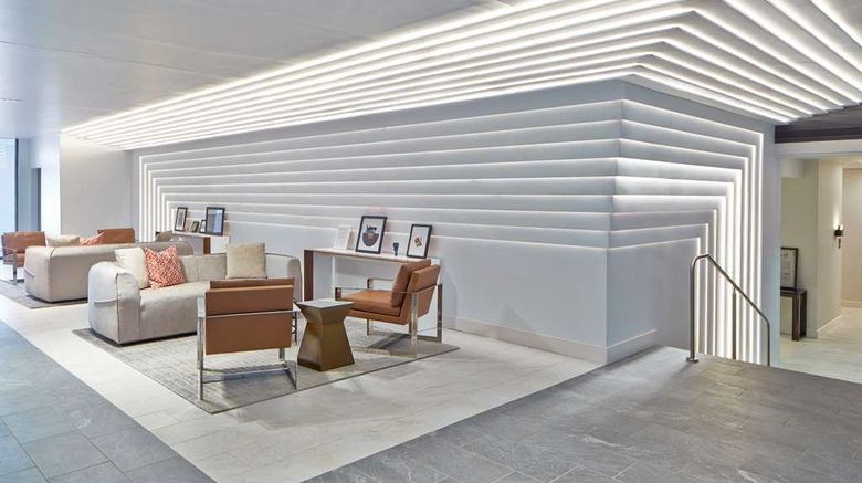 <b>DoubleTree by Hilton Perimeter/Dunwoody Lobby</b>. Images powered by <a href="https://iceportal.shijigroup.com/" title="IcePortal" target="_blank">IcePortal</a>.