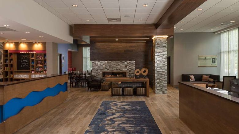 <b>Hampton Sts Asheville Biltmore Village Lobby</b>. Images powered by <a href="https://iceportal.shijigroup.com/" title="IcePortal" target="_blank">IcePortal</a>.