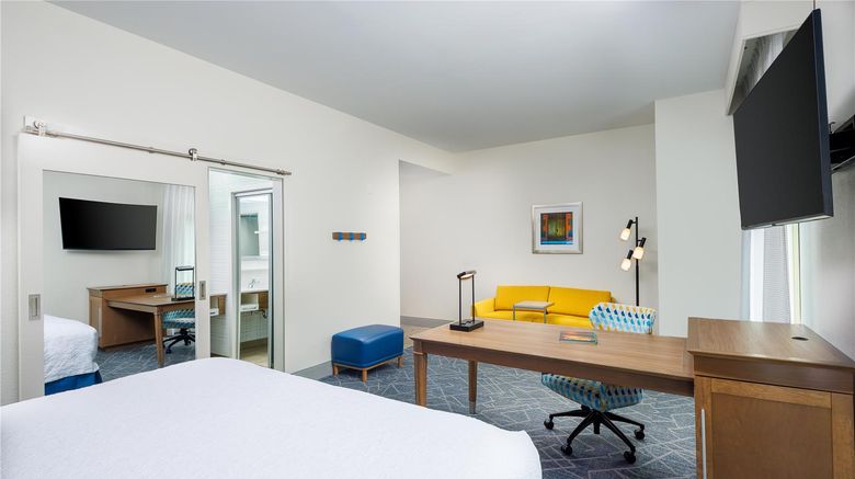 <b>Hampton Sts Asheville Biltmore Village Room</b>. Images powered by <a href="https://iceportal.shijigroup.com/" title="IcePortal" target="_blank">IcePortal</a>.