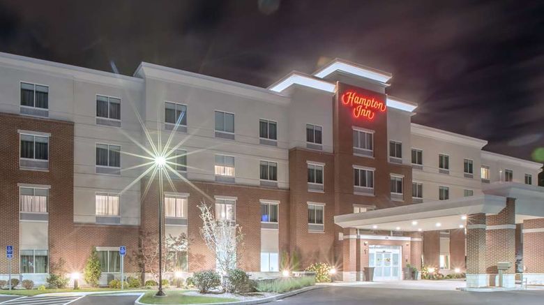 <b>Hampton Inn Amesbury Exterior</b>. Images powered by <a href="https://iceportal.shijigroup.com/" title="IcePortal" target="_blank">IcePortal</a>.