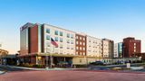 Hilton Garden Inn Patriot Place Exterior