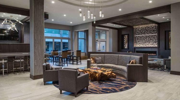 Hilton Garden Inn Patriot Place Lobby