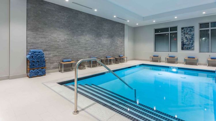 Hilton Garden Inn Patriot Place Pool