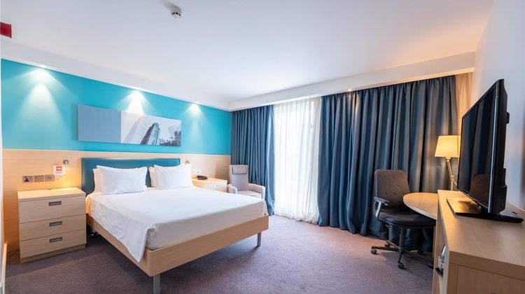 Hampton by Hilton Bristol Airport Room