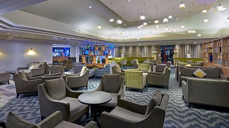 <b>DoubleTree by Hilton Hotel Bristol North Restaurant</b>. Images powered by <a href="https://iceportal.shijigroup.com/" title="IcePortal" target="_blank">IcePortal</a>.
