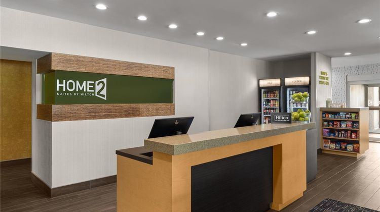 Home2 Suites by Hilton Gonzales Lobby