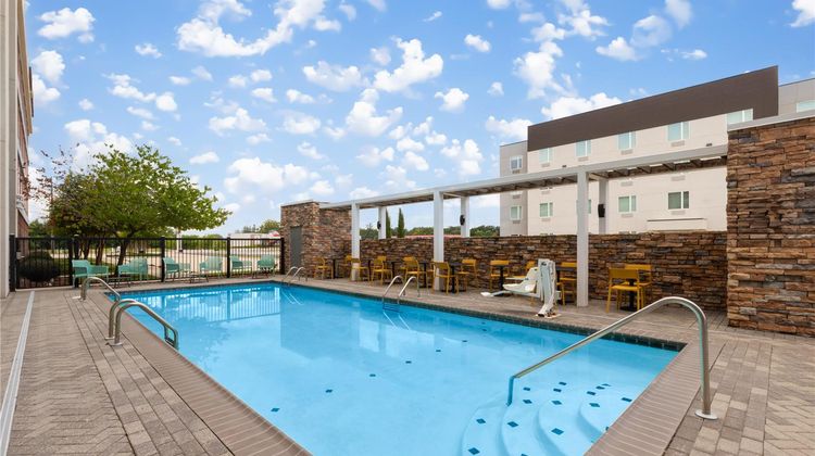 Home2 Suites by Hilton Gonzales Pool
