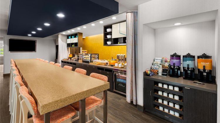 Home2 Suites by Hilton Gonzales Restaurant