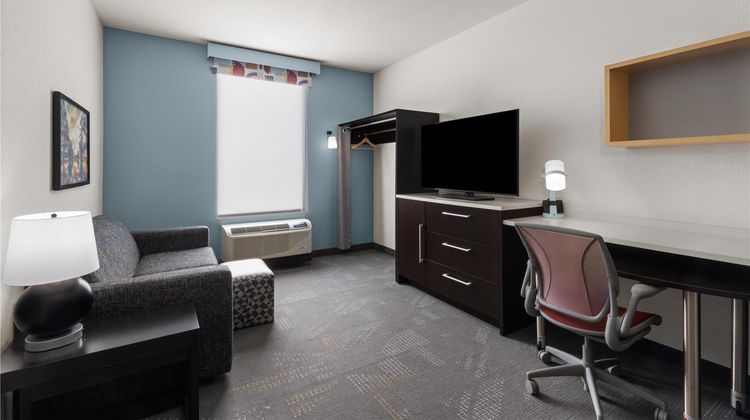 Home2 Suites by Hilton Gonzales Room
