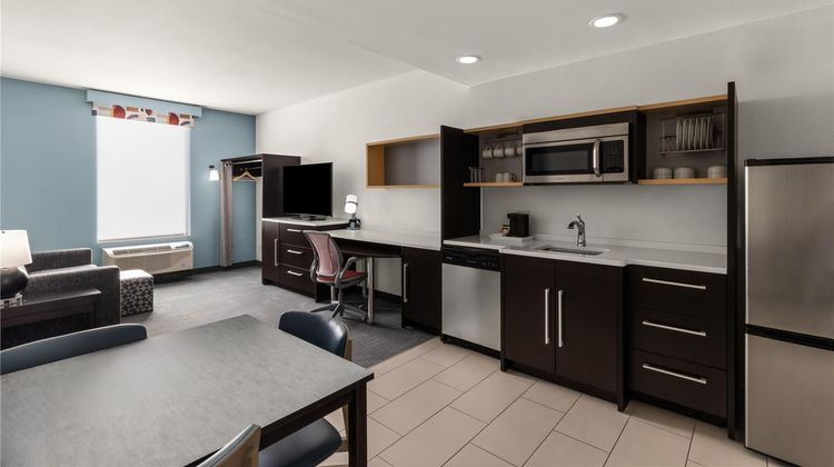 Home2 Suites by Hilton Gonzales Room