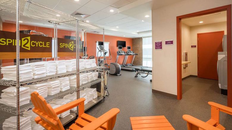 <b>Home2 Suites by Hilton Bowling Green Health</b>. Images powered by <a href="https://iceportal.shijigroup.com/" title="IcePortal" target="_blank">IcePortal</a>.