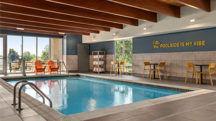 Home2 Suites by Hilton Bowling Green Pool