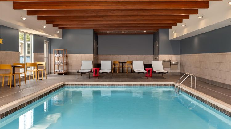 Home2 Suites by Hilton Bowling Green Pool