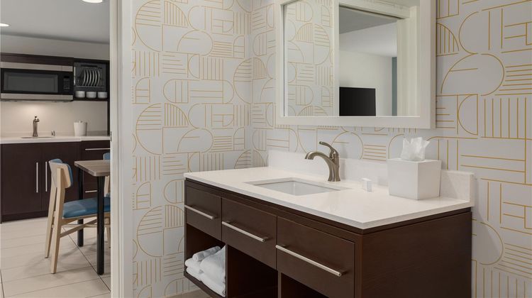 Home2 Suites by Hilton Bowling Green Room