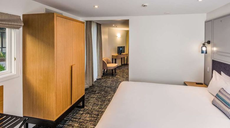 <b>Chateau on the Park DoubleTree by Hilton Other</b>. Images powered by <a href="https://iceportal.shijigroup.com/" title="IcePortal" target="_blank">IcePortal</a>.