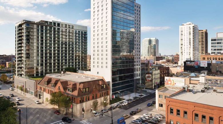 <b>Hampton Inn Chicago Downtown West Loop Exterior</b>. Images powered by <a href="https://iceportal.shijigroup.com/" title="IcePortal" target="_blank">IcePortal</a>.