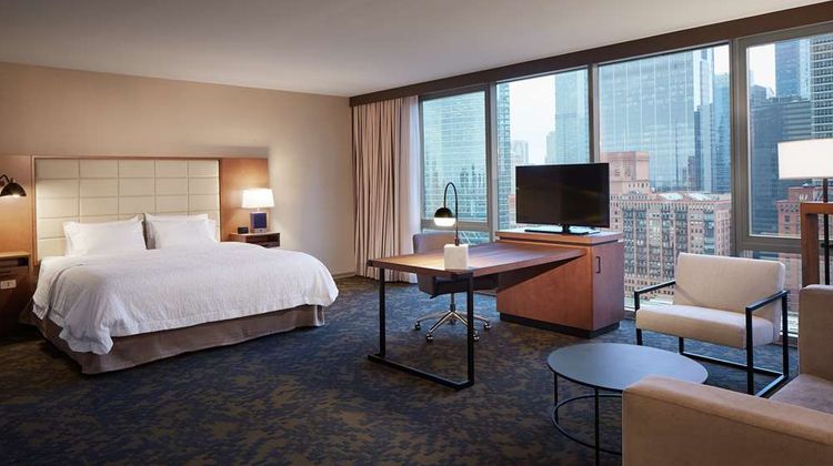 Hampton Inn Chicago Downtown West Loop Room