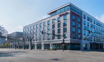 Hampton Inn Chicago North-Loyola Station