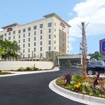 Hampton Inn & Suites Charleston Airport