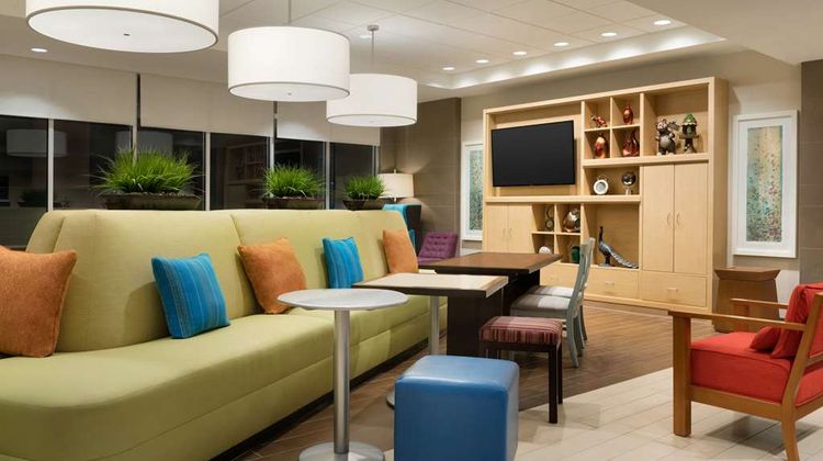 Home2 Suites Middleburg Heights Lobby