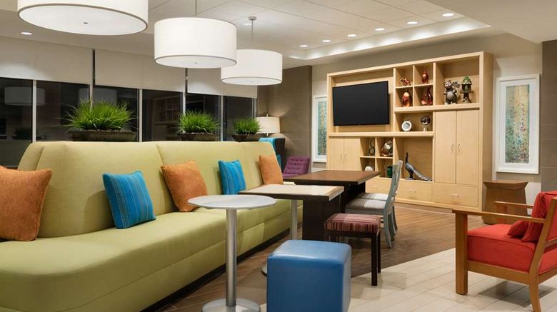 <b>Home2 Suites Middleburg Heights Lobby</b>. Images powered by <a href="https://iceportal.shijigroup.com/" title="IcePortal" target="_blank">IcePortal</a>.