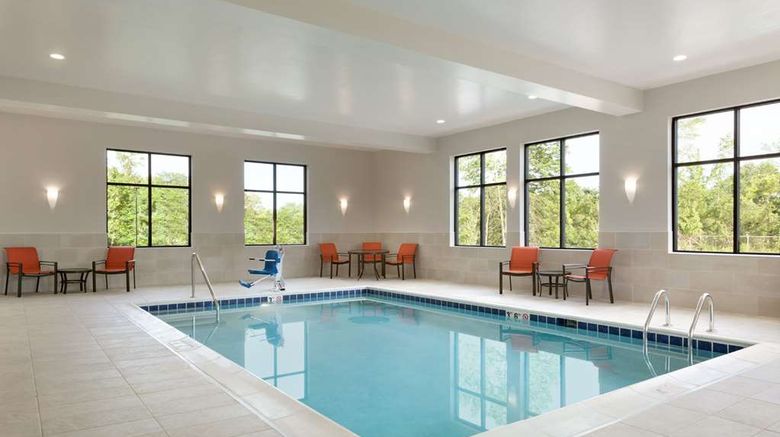 <b>Hampton Inn North Olmsted Cleveland Arpt Pool</b>. Images powered by <a href="https://iceportal.shijigroup.com/" title="IcePortal" target="_blank">IcePortal</a>.
