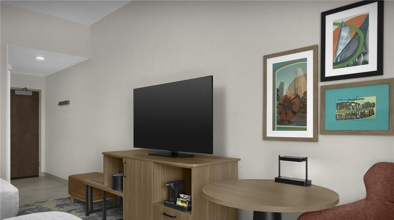 <b>Hampton Inn & Suites Charlotte/Ballantyn Room</b>. Images powered by <a href="https://iceportal.shijigroup.com/" title="IcePortal" target="_blank">IcePortal</a>.