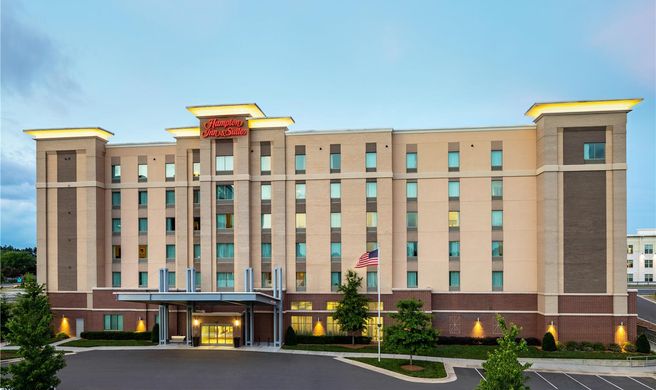 Hampton Inn & Suites Charlotte/Ballantyn Exterior