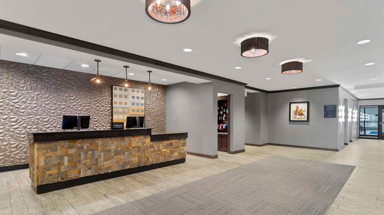 Hampton Inn & Suites Scioto Downs Lobby
