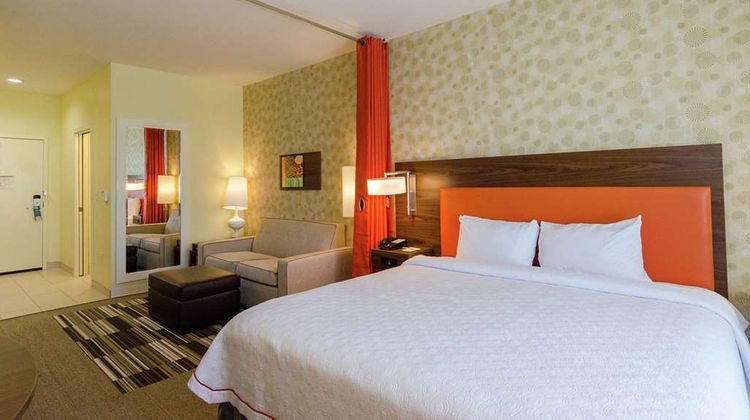 Home2 Suites By Hilton Portland Room