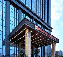 Hilton Garden Inn Chengdu Huayang Exterior