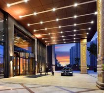 Hilton Garden Inn Chengdu Huayang Exterior