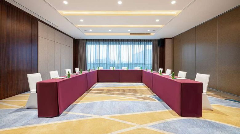 <b>Hilton Garden Inn Chengdu Huayang Meeting</b>. Images powered by <a href="https://iceportal.shijigroup.com/" title="IcePortal" target="_blank">IcePortal</a>.