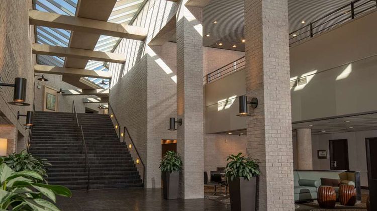 The Inverness Denver, Hilton Golf & Spa Lobby