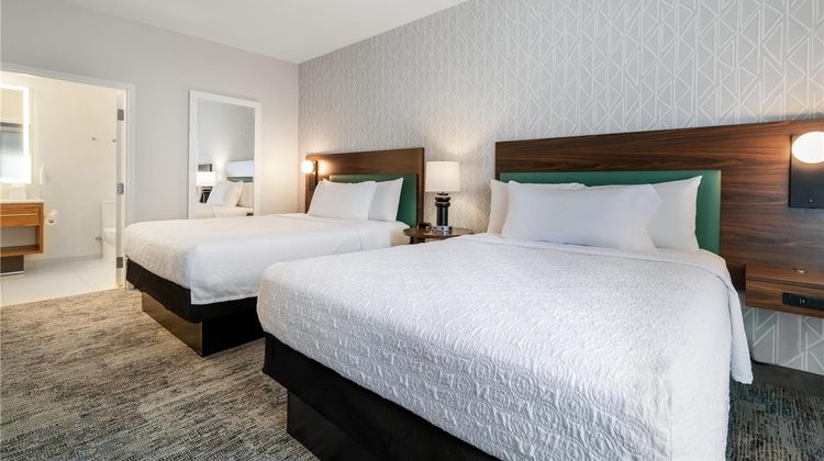 Home2 Suites by Hilton Dallas Addison Room