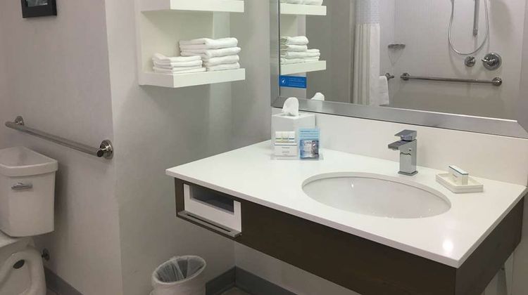 Hampton Inn & Suites Dallas-The Colony Room