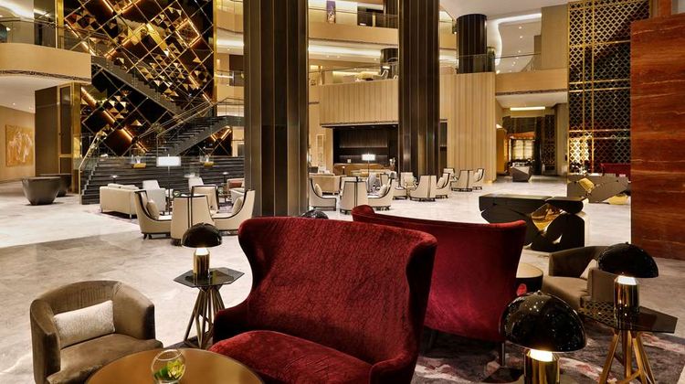AlRayyan Hotel Doha, Curio Collection Lobby