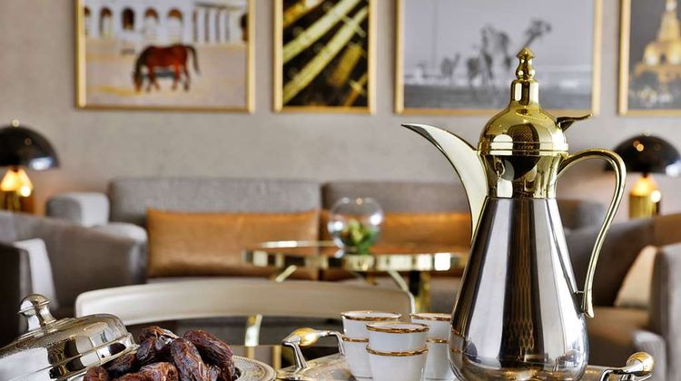 AlRayyan Hotel Doha, Curio Collection Lobby