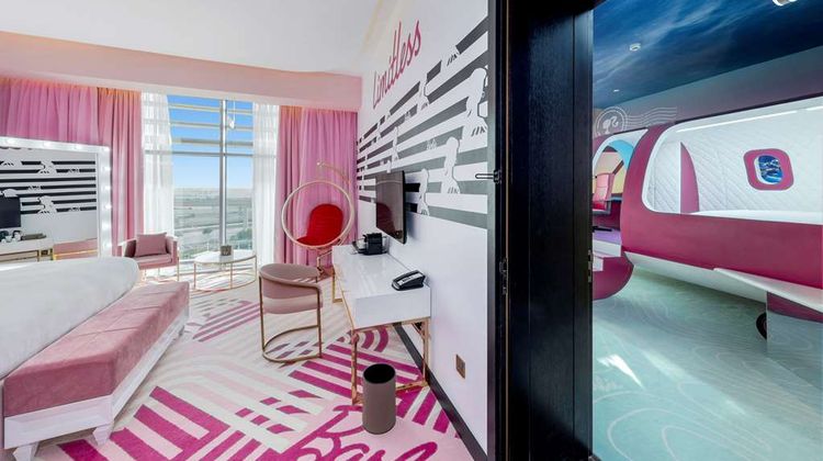 AlRayyan Hotel Doha, Curio Collection Room