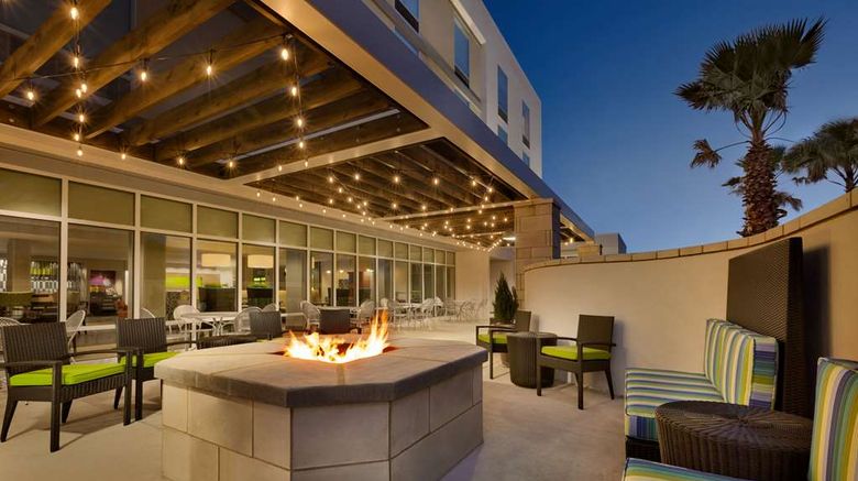 <b>Home2 Suites By Hilton Destin Suite</b>. Images powered by <a href="https://iceportal.shijigroup.com/" title="IcePortal" target="_blank">IcePortal</a>.