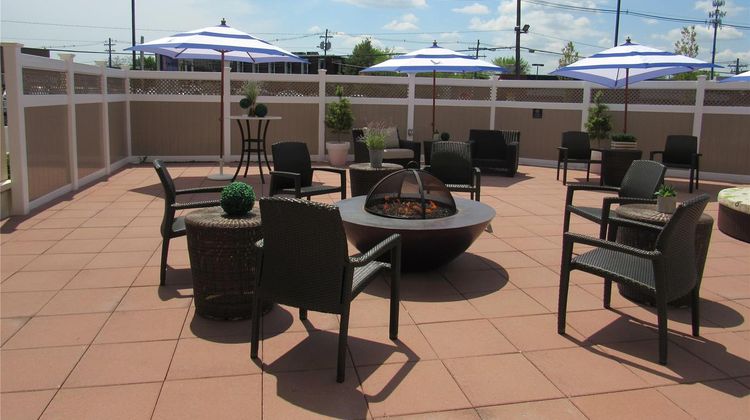Hilton Garden Inn Springfield Exterior