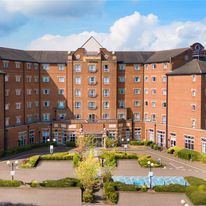 DoubleTree by Hilton Dartford Bridge