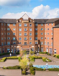 DoubleTree by Hilton Dartford Bridge