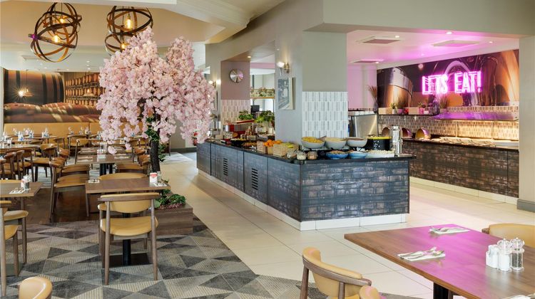 DoubleTree by Hilton Dartford Bridge Restaurant
